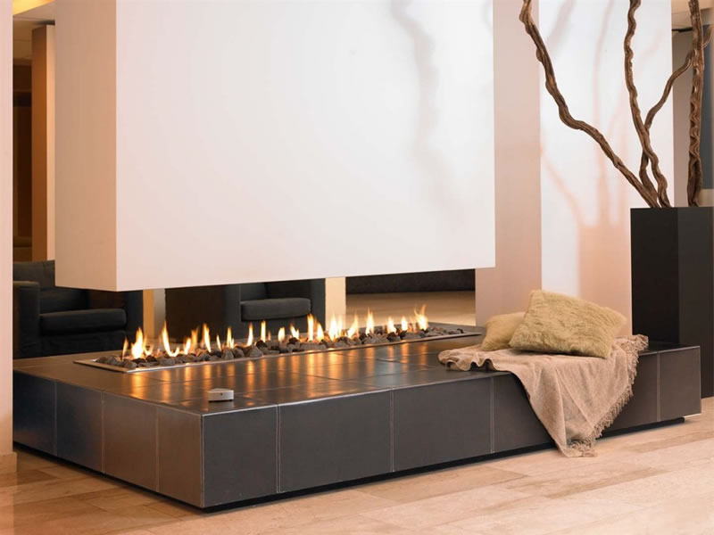 Reparación de chimeneas a gas. Diseño y venta de Chimeneas para Casas a gas natural en Bogotá, Colombia. Sortilegio Design Center SAS.