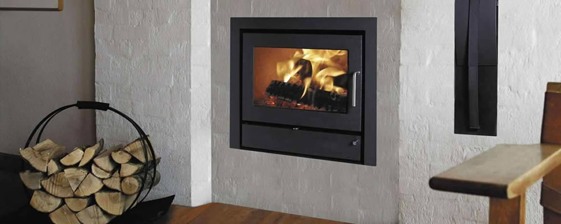 La exposición al humo de leña en una Chimenea puede causar ataques de asma y bronquitis.