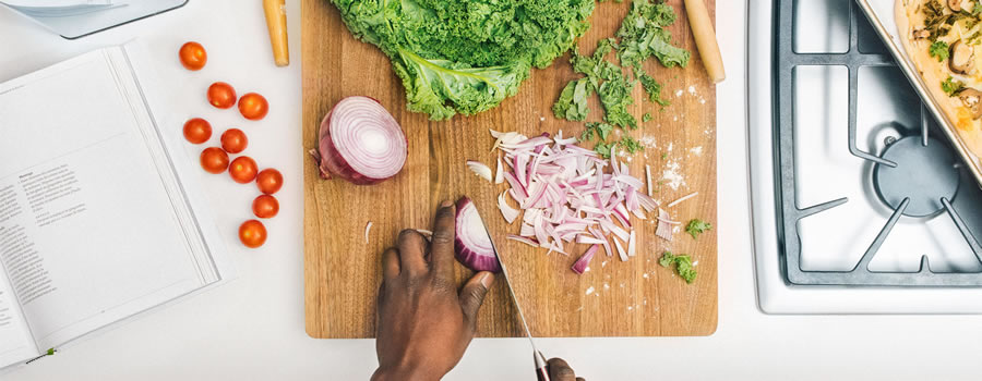 Cocina como un chef en una cocina a gas natural